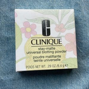 Clinique stay matte universal blotting powder brand new